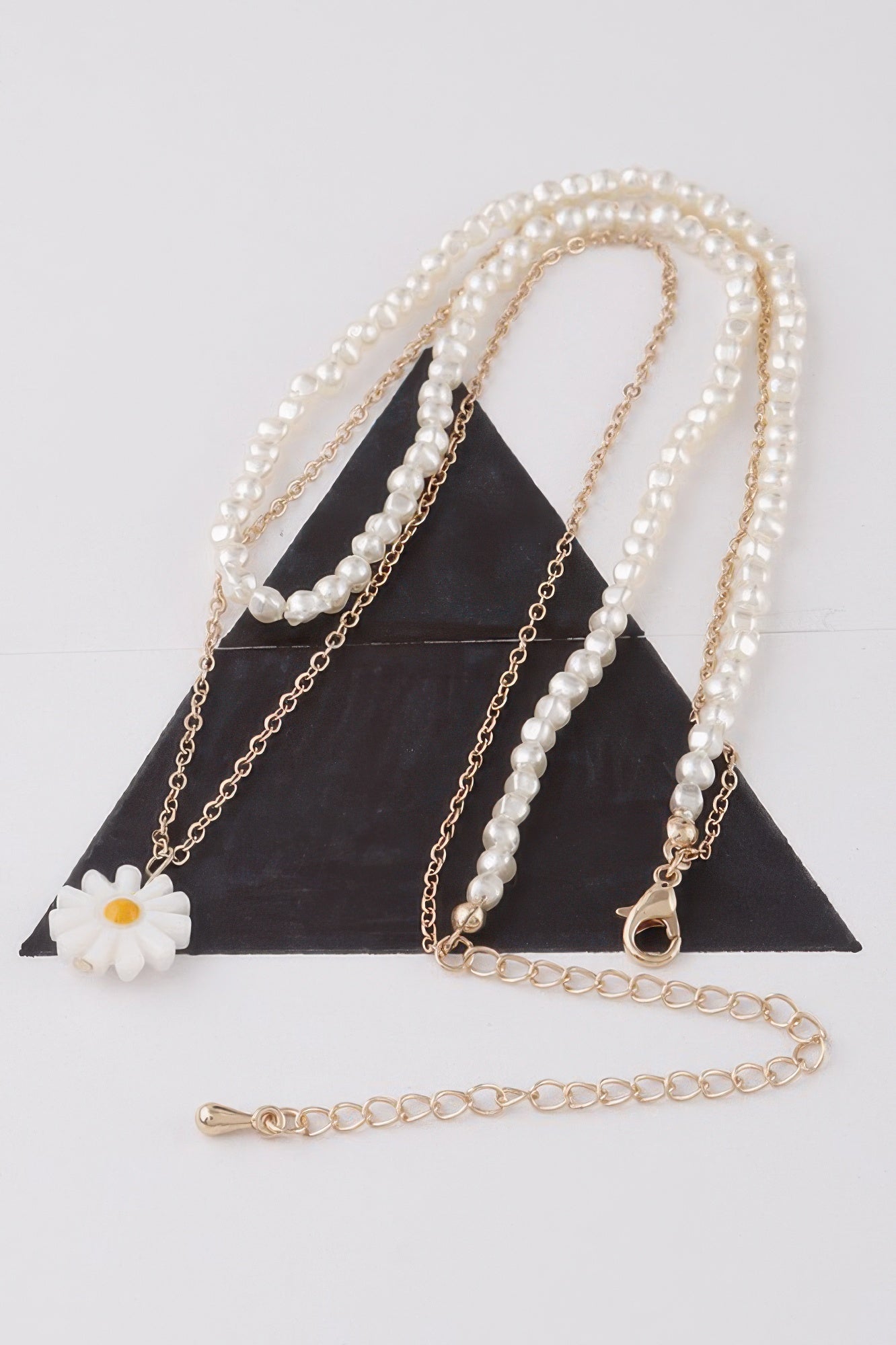 Daisy Flower Pendant Necklace