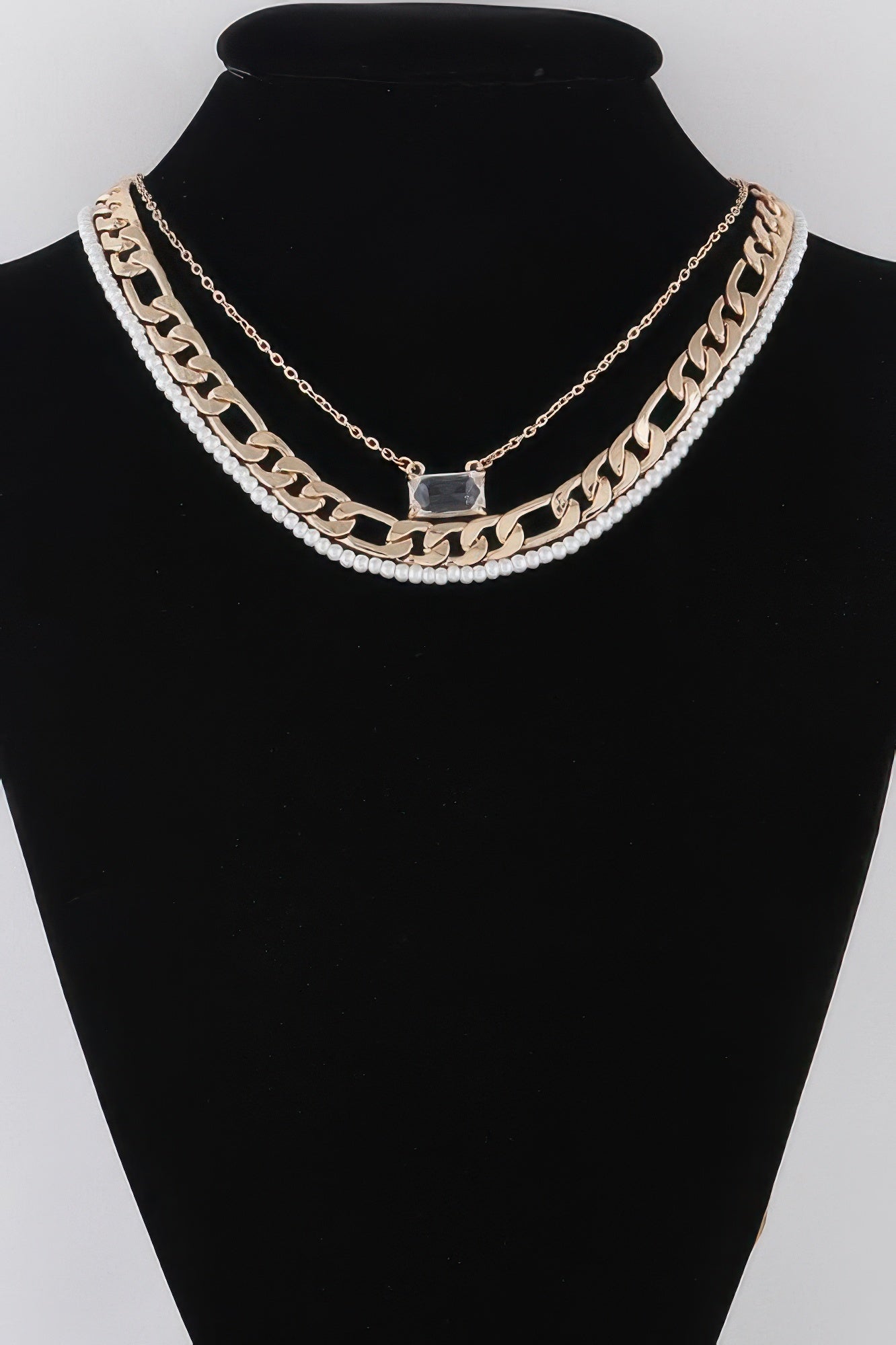 Multi Crystal N Pearl Necklace