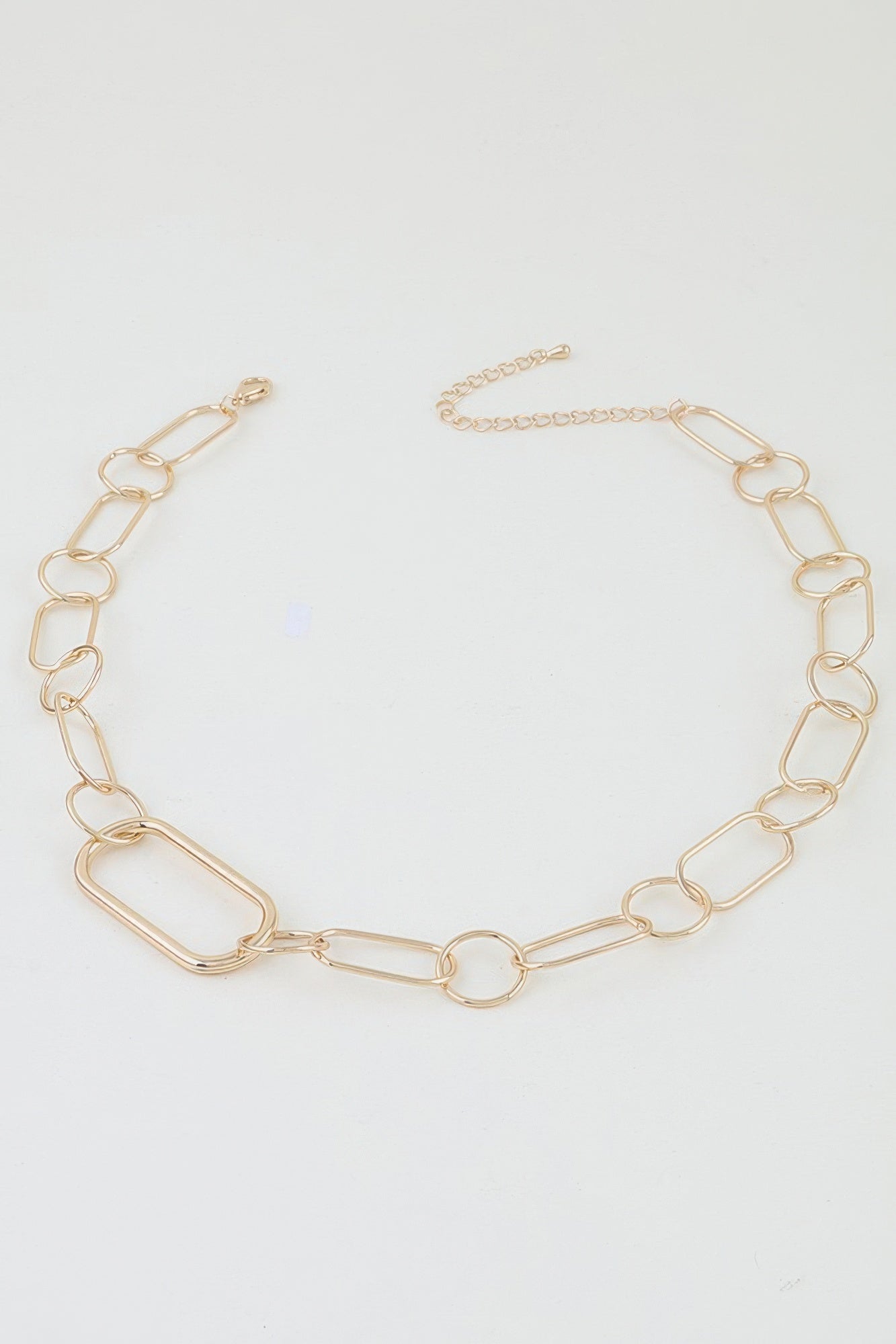 Minimal Link Chain Necklace