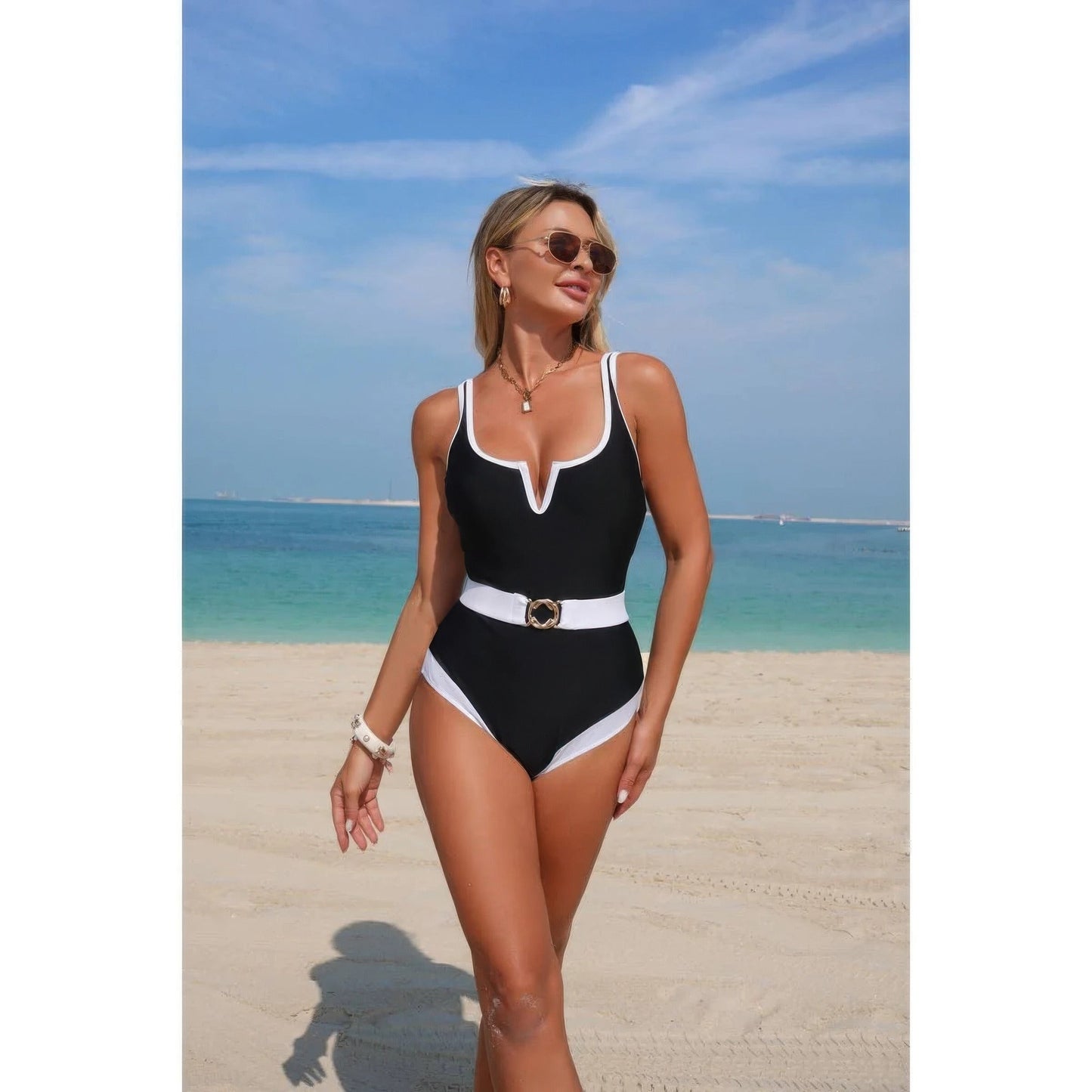 One Piece Color Block Metal Buckle Belt Swimsuit
