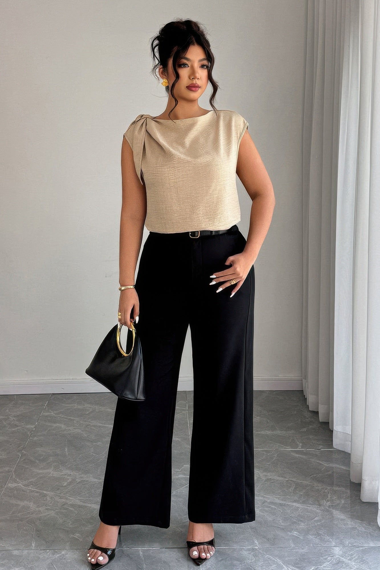 Plus Size Tie Neck Colorblock Sleeveless Blouse