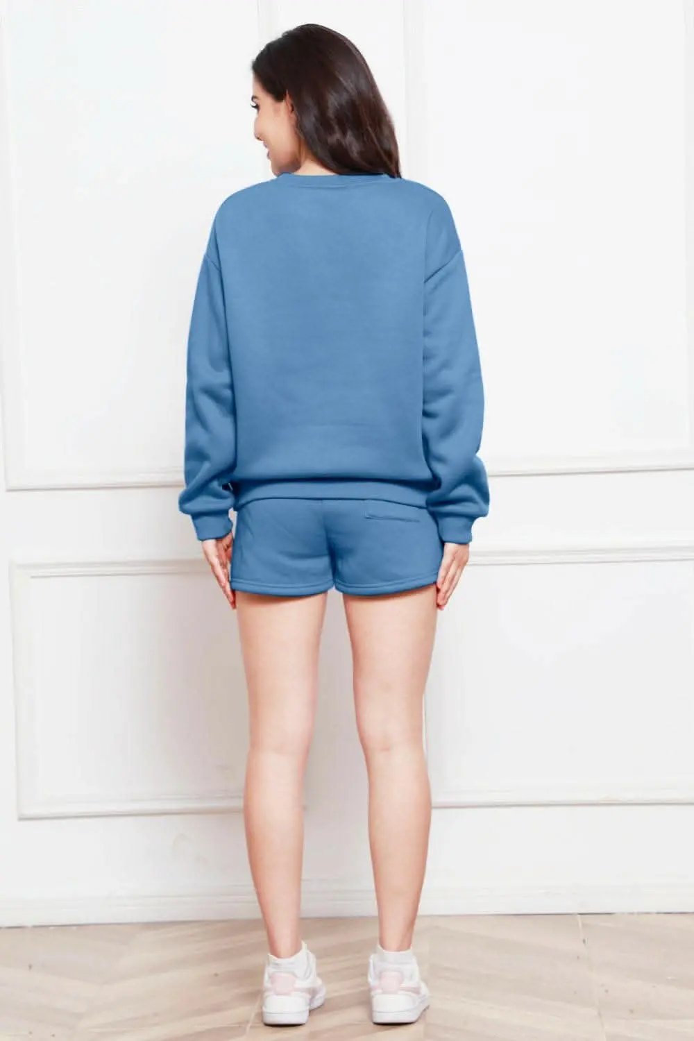 T-Shirts Trendsi Cozy sweatshirt and shorts set