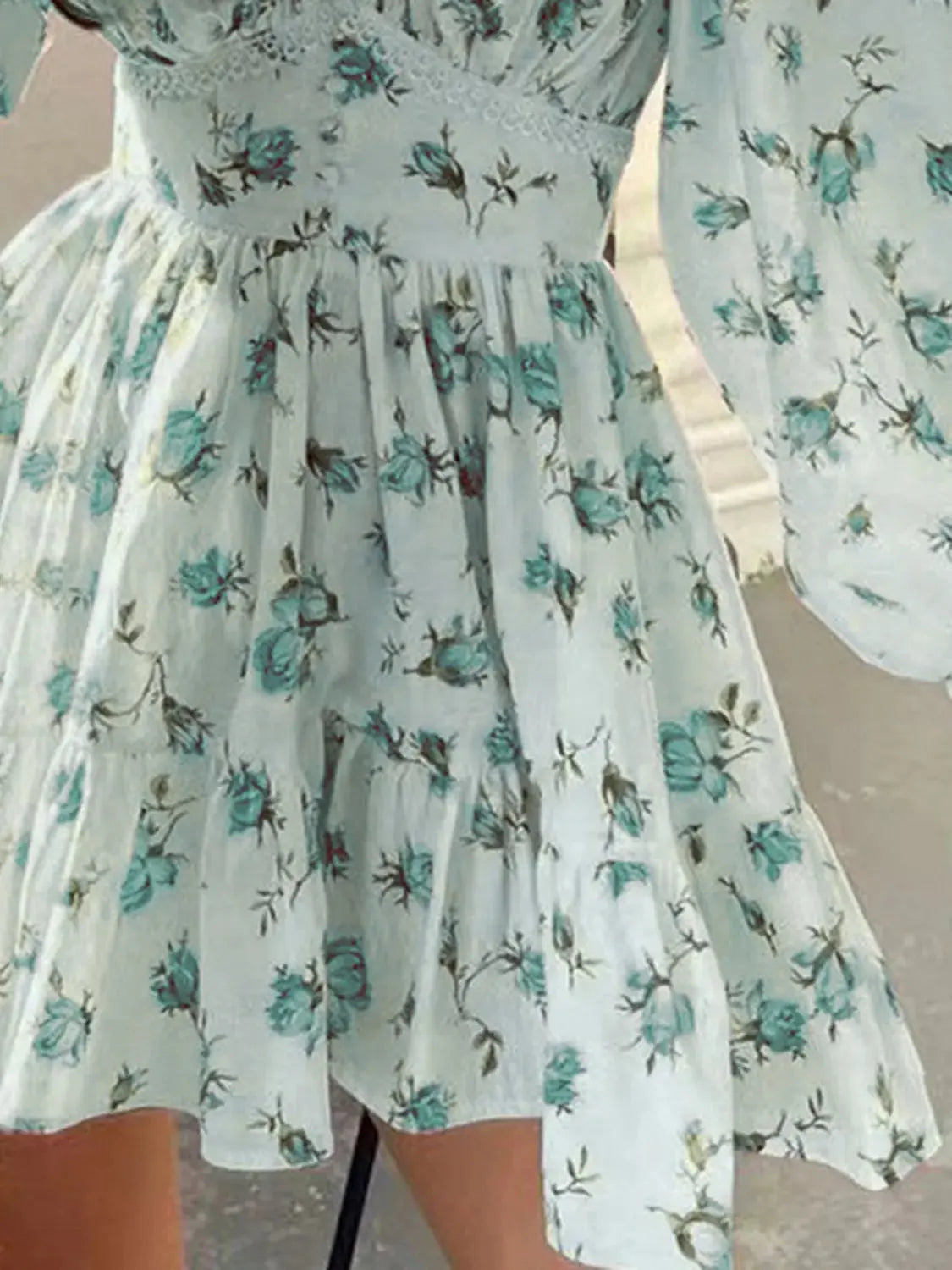 Lace Detail V Neck Balloon Sleeve Dress