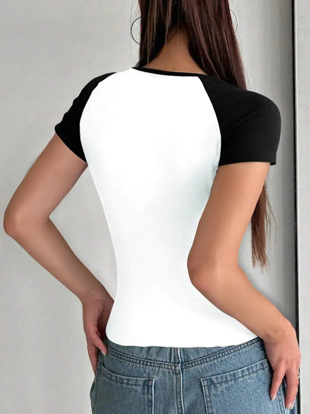 Devine Contrast Scoop Neck Short Sleeve T Shirt