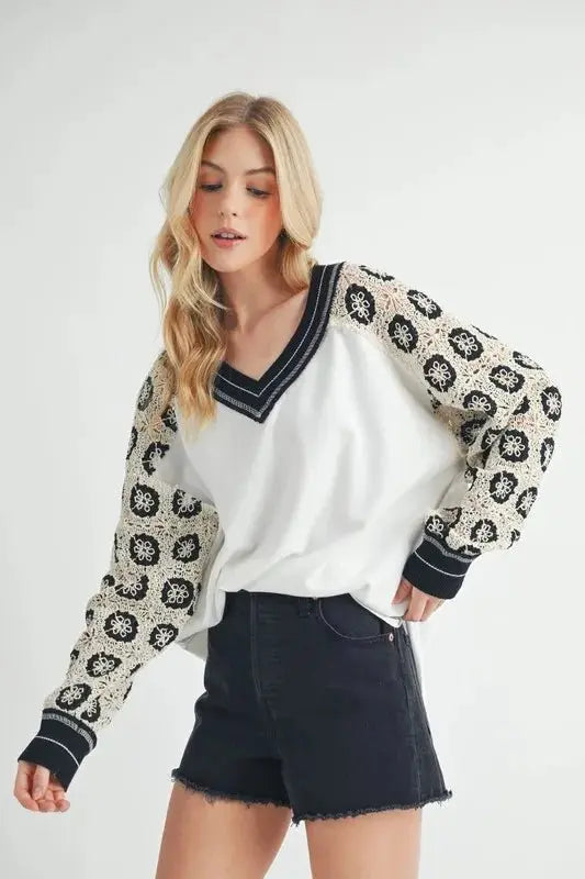 T-Shirts Trendsi Aemi+Co Crochet V-Neck Top Ivory Small