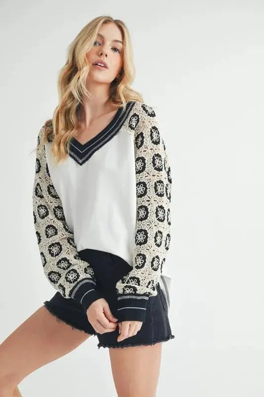 T-Shirts Trendsi Aemi+Co Crochet V-Neck Top Ivory Small