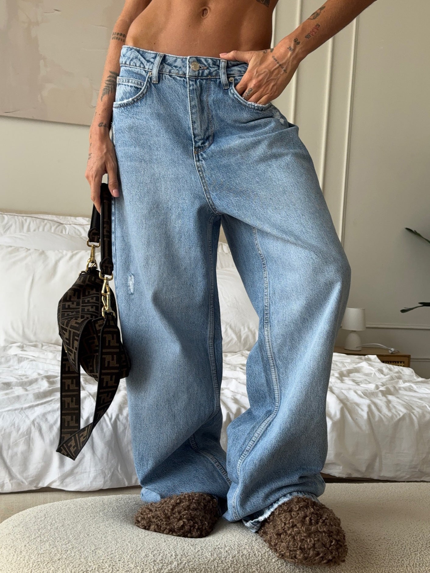 Distressed Washed Wide Leg Denim Jeans