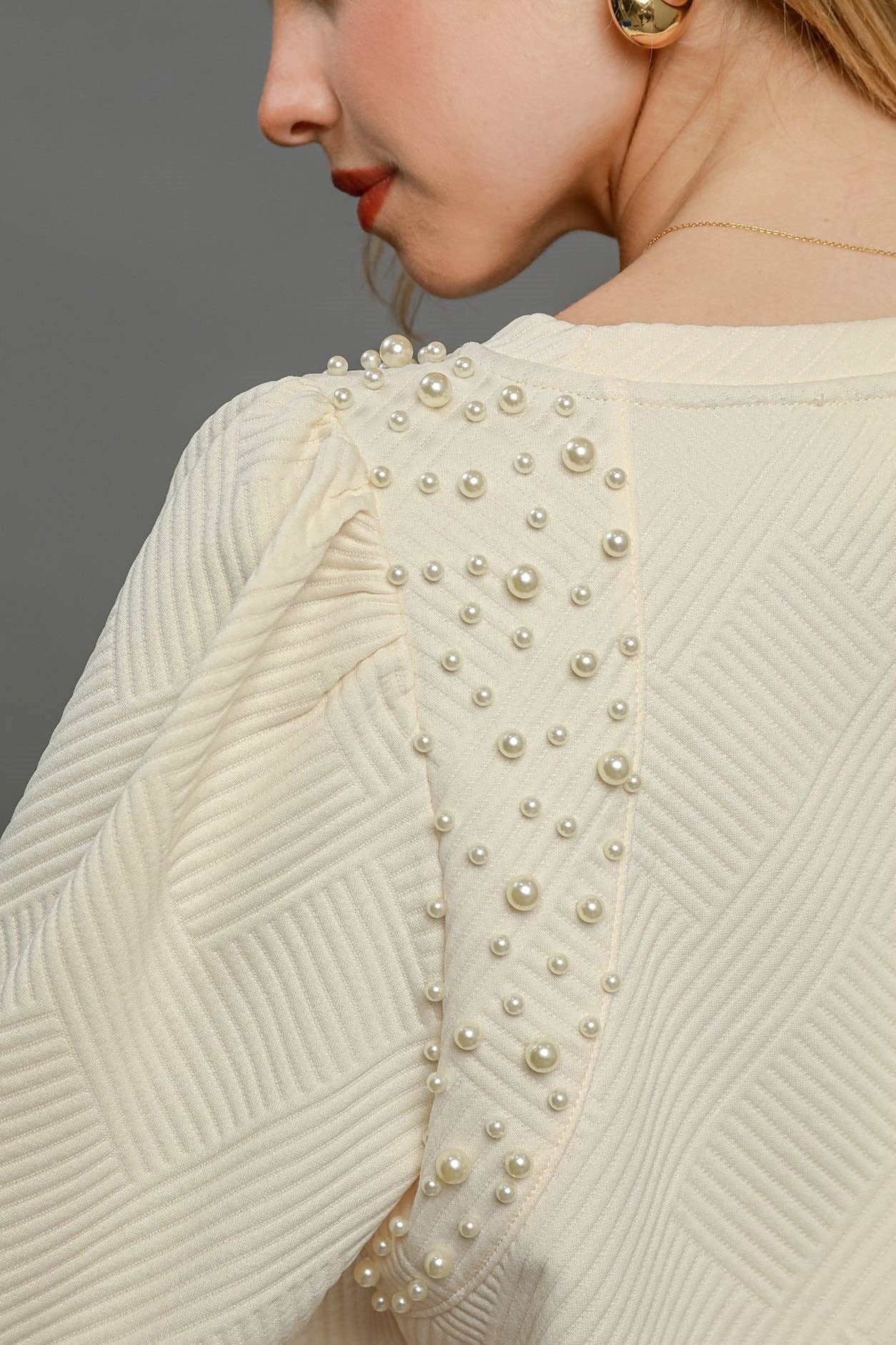 Cream Color Puff Sleeve Knit Top