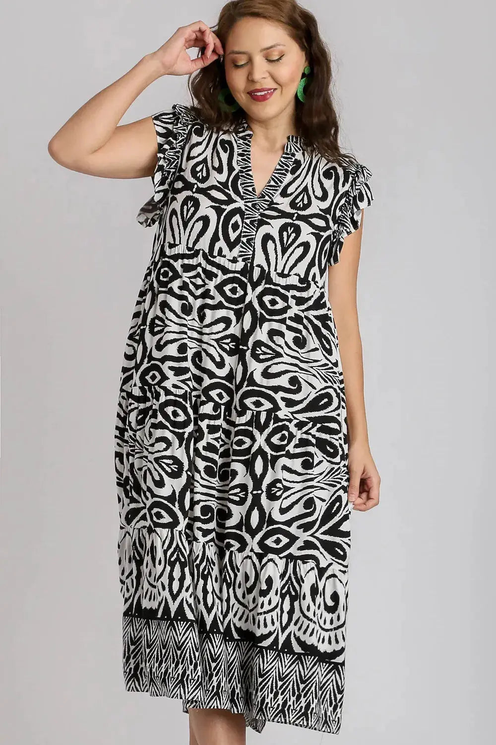 Umgee Two Tone Border Print Ruffle Cap Sleeve Midi Dress – Plus Size
