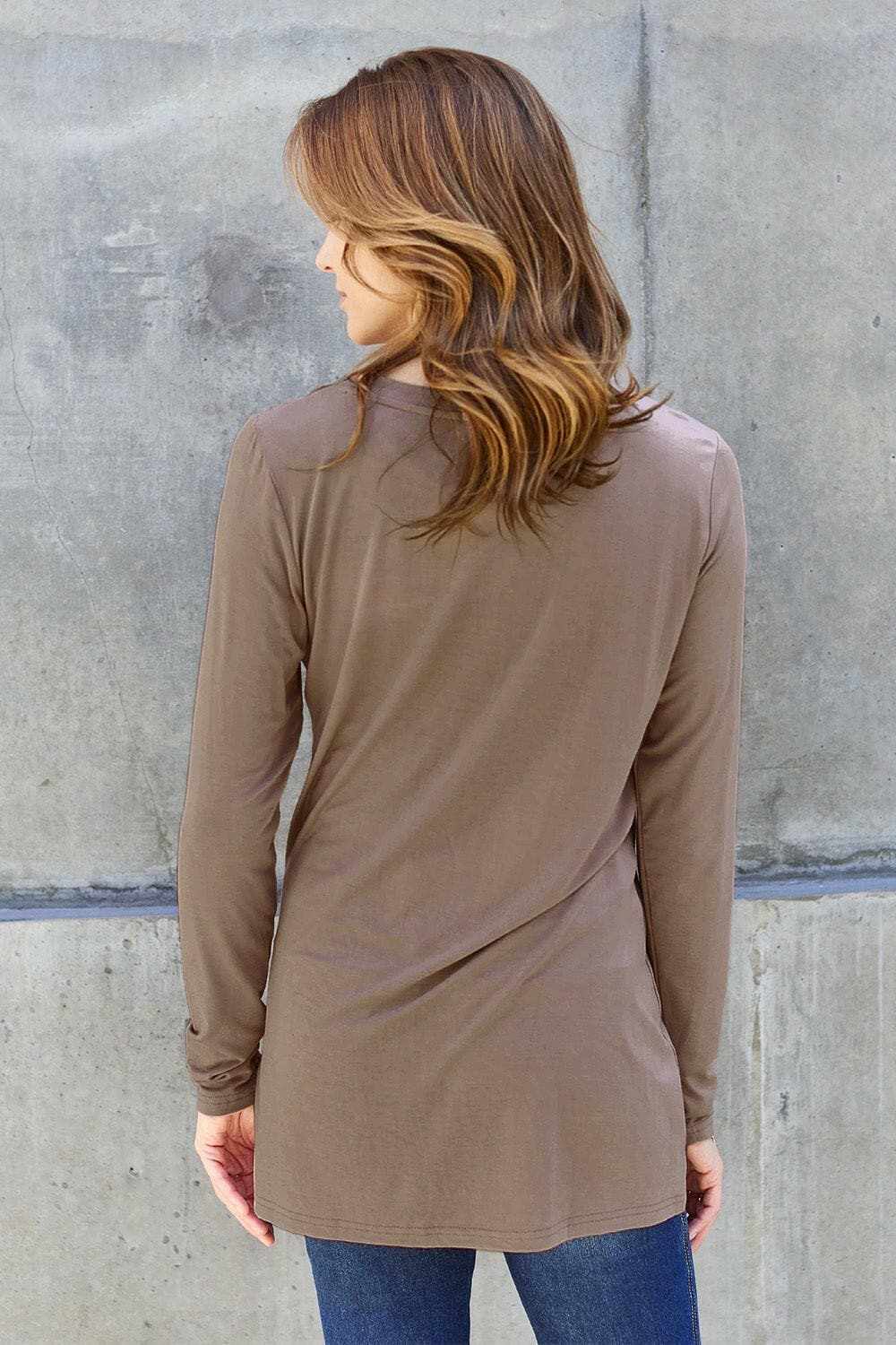 T-Shirts Trendsi TIKTOK - Luxe long sleeve top with pockets