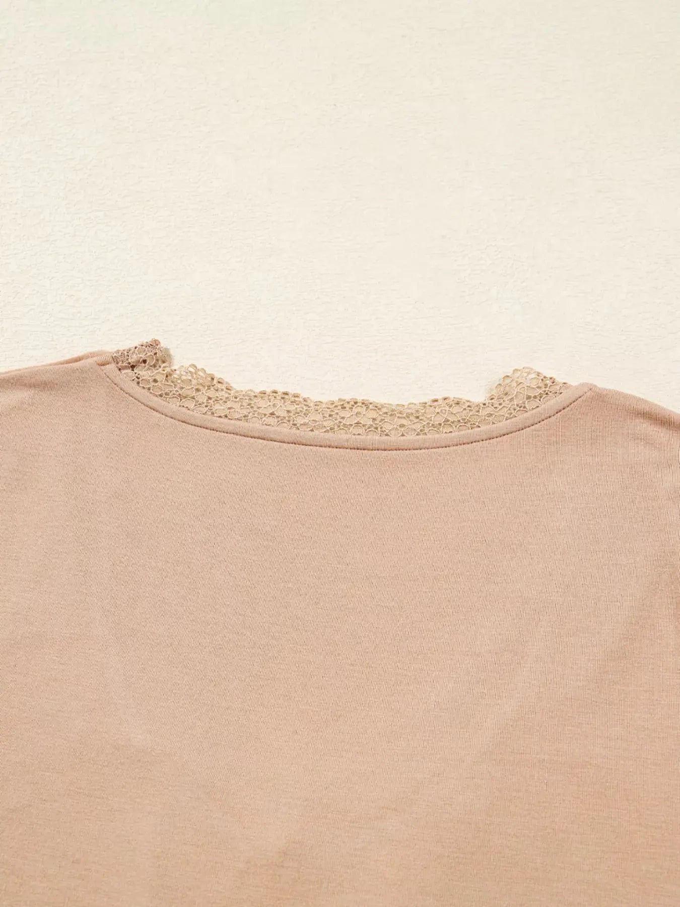 Lace-Trimmed Ruched Detail Long Sleeve T Shirt