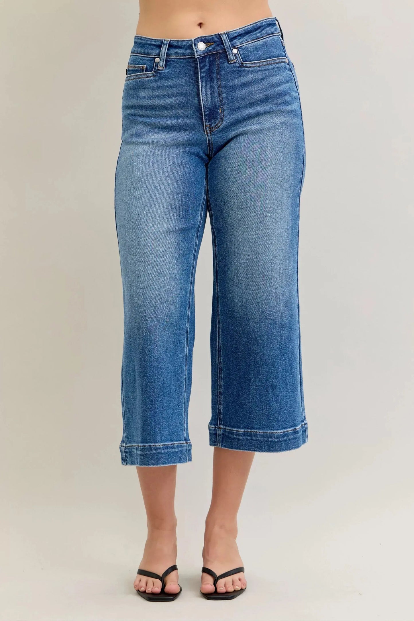 Judy Blue Jeans - Mid Rise Crop Wide Leg Jeans