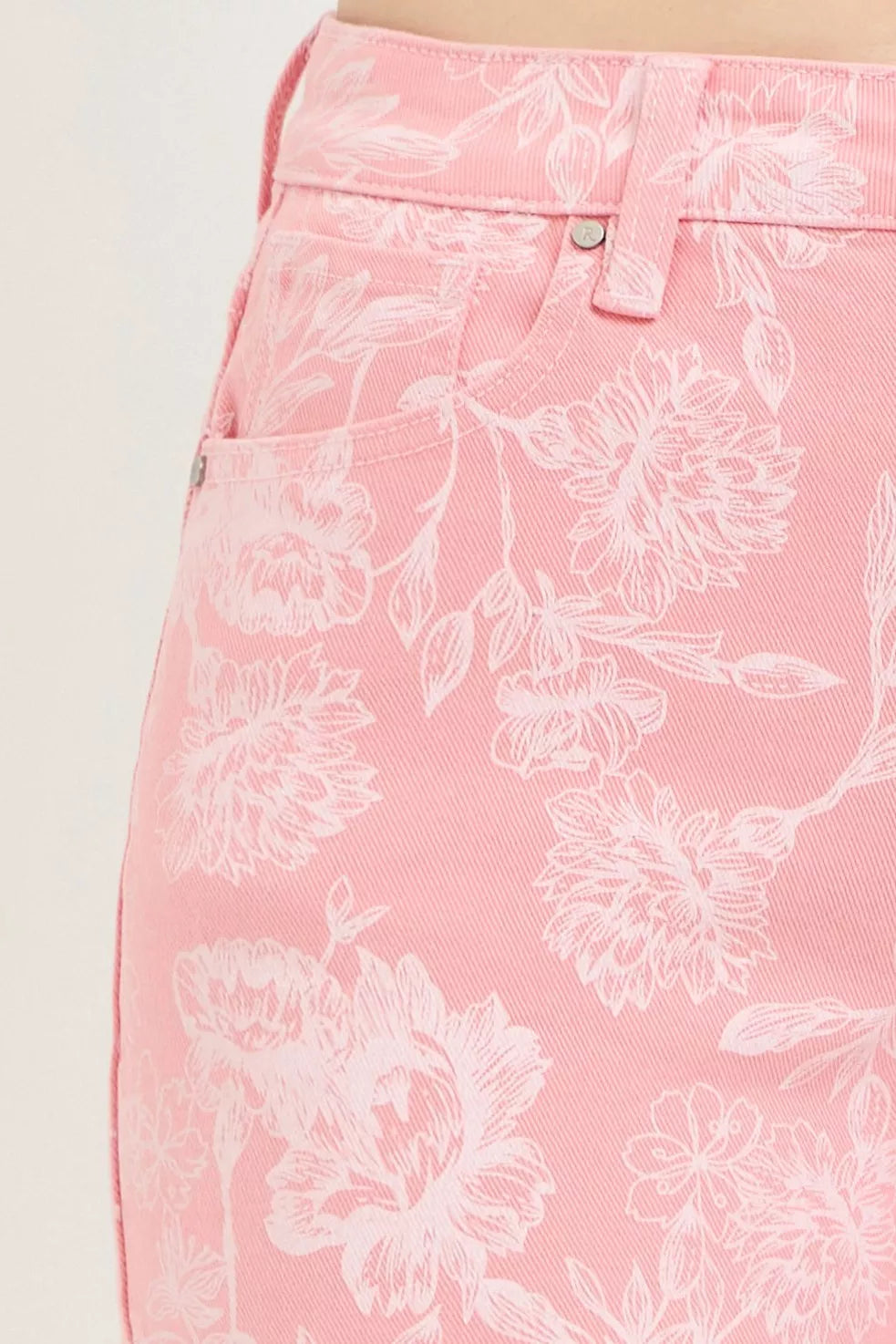 RISEN Women's High Rise Floral Print Pink Shorts