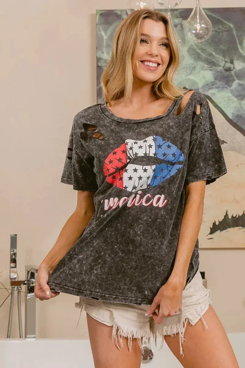 Women's Graphic T-Shirt Women's Tee - Laser Cut Patriotic Lip Print - Mineral Wash Graphic
