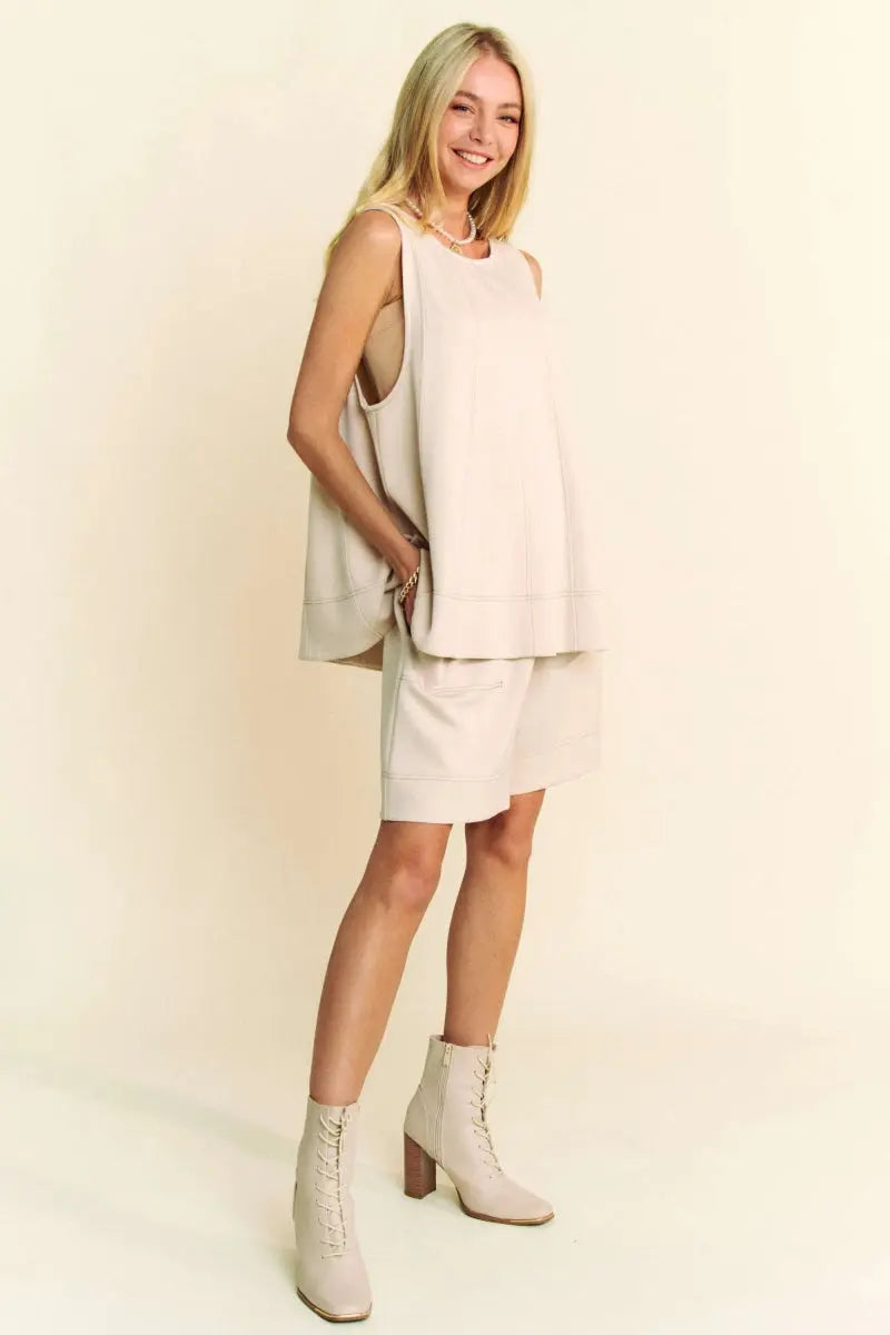 Loungewear Set - Seam Detail - Comfy Two-Piece