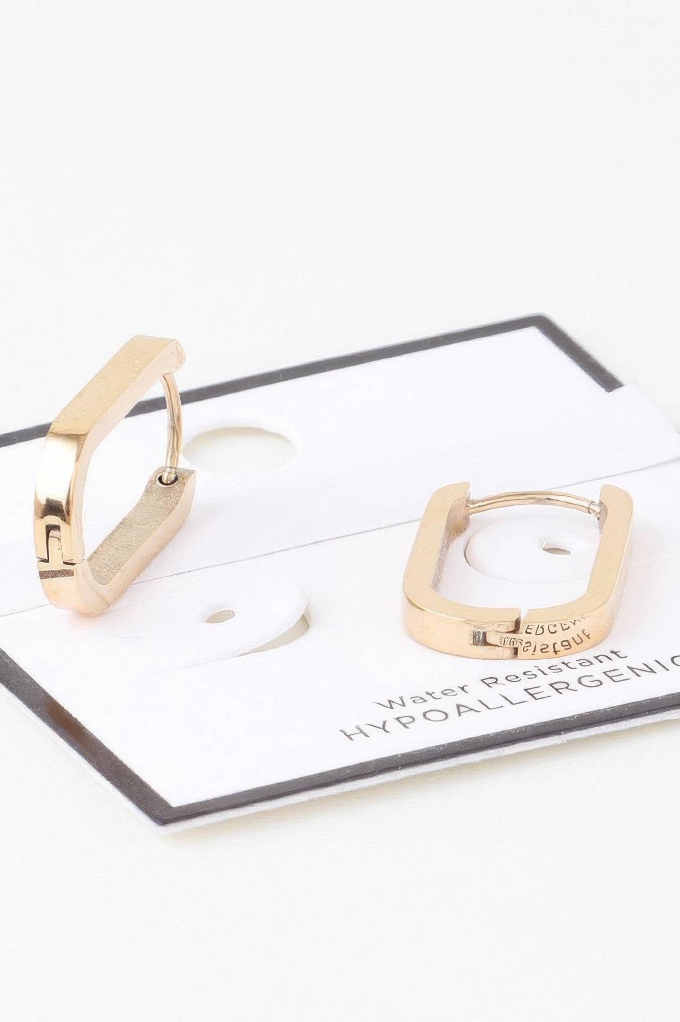 Delicate Link Chain Oval Earrings