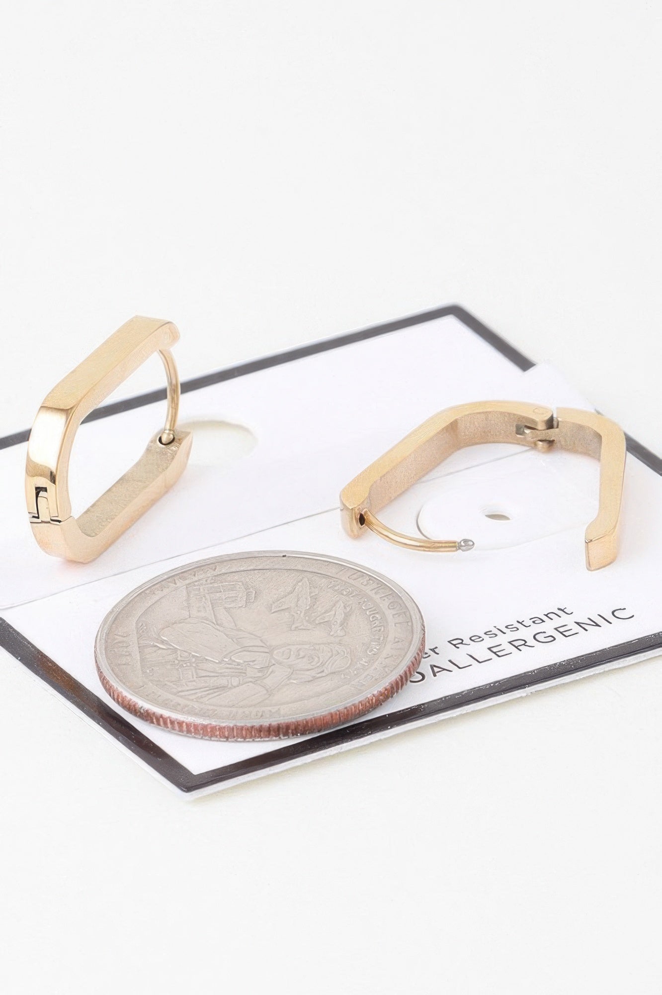 Delicate Link Chain Oval Earrings