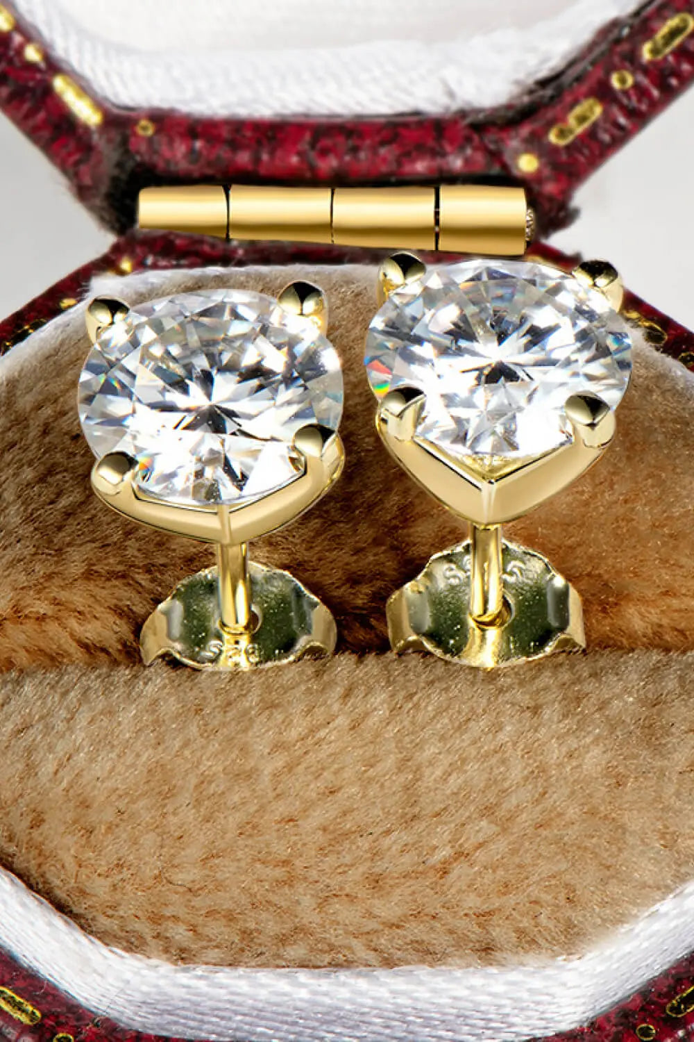 925 Sterling Silver 1 Carat Moissanite Stud Earrings