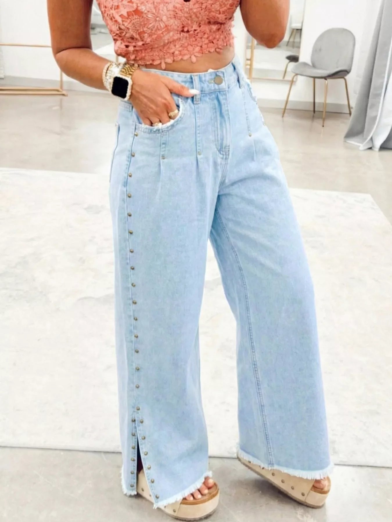 Studded Side Slit Leg Pocketed Frayed Wide Leg Jeans
