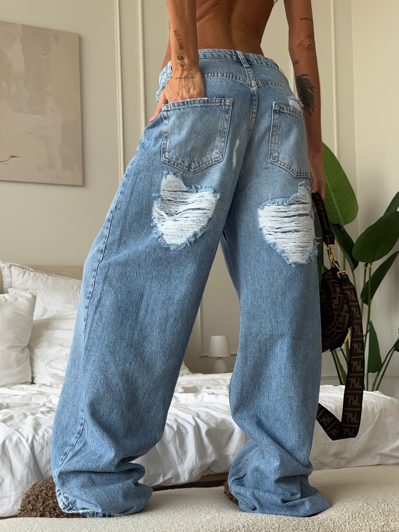 Distressed Washed Wide Leg Denim Jeans