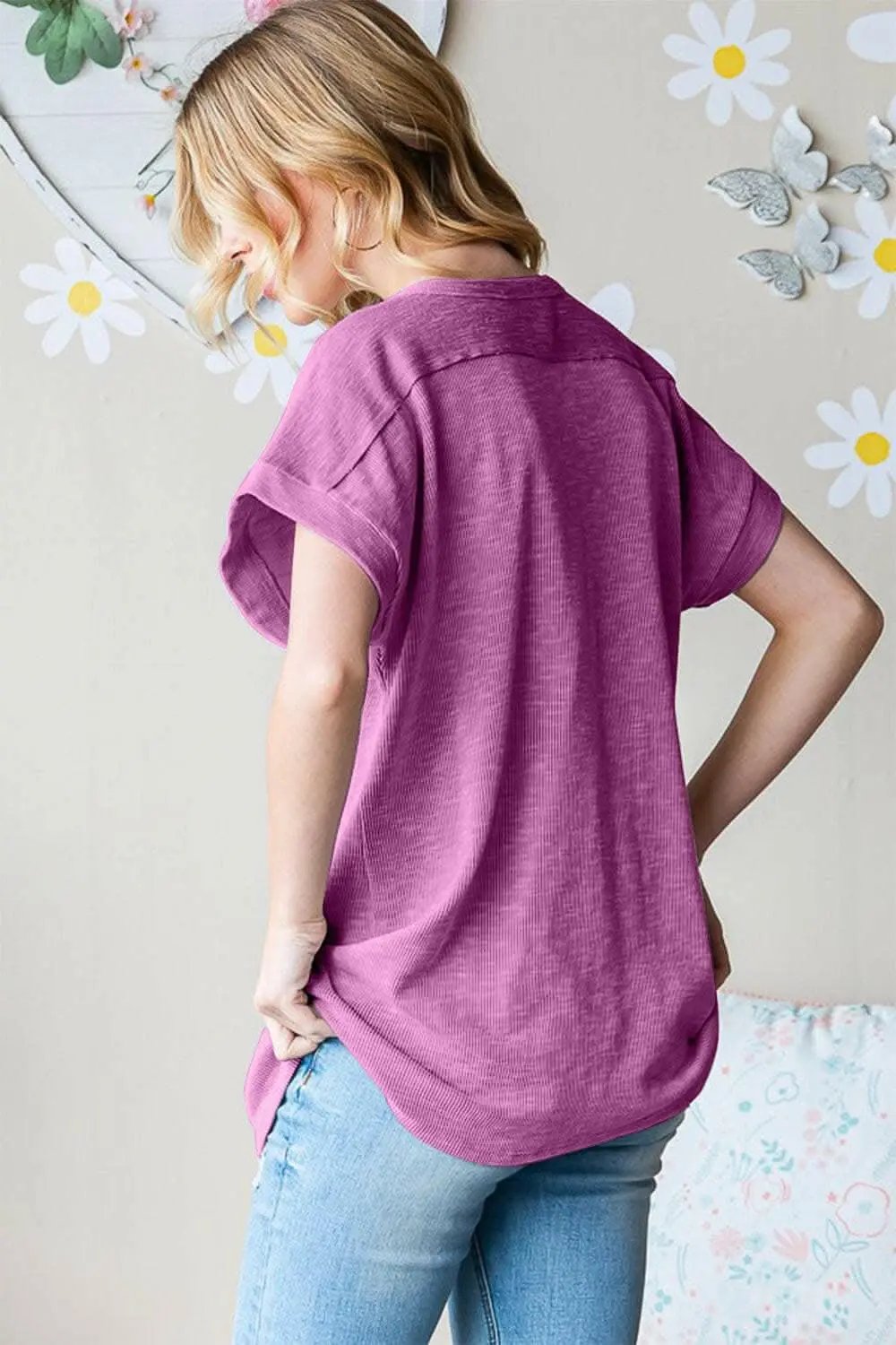 T-Shirts Trendsi usa - Heimish Full Size Short Sleeve Round Neck T-Shirt