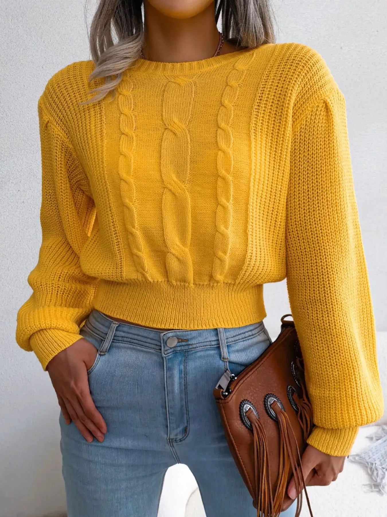 Cable Knit Crew Neck Cropped Sweater