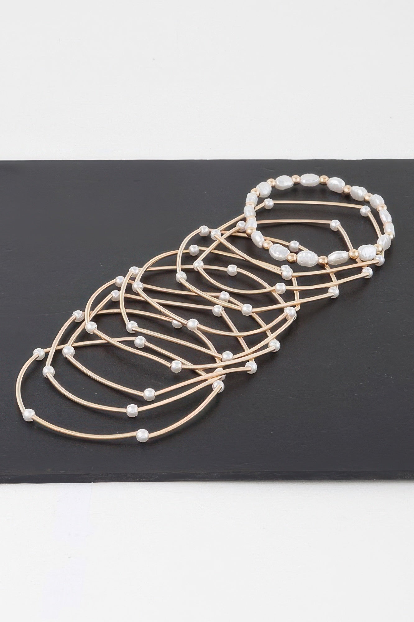 Faux Pearl Elegance Bracelet