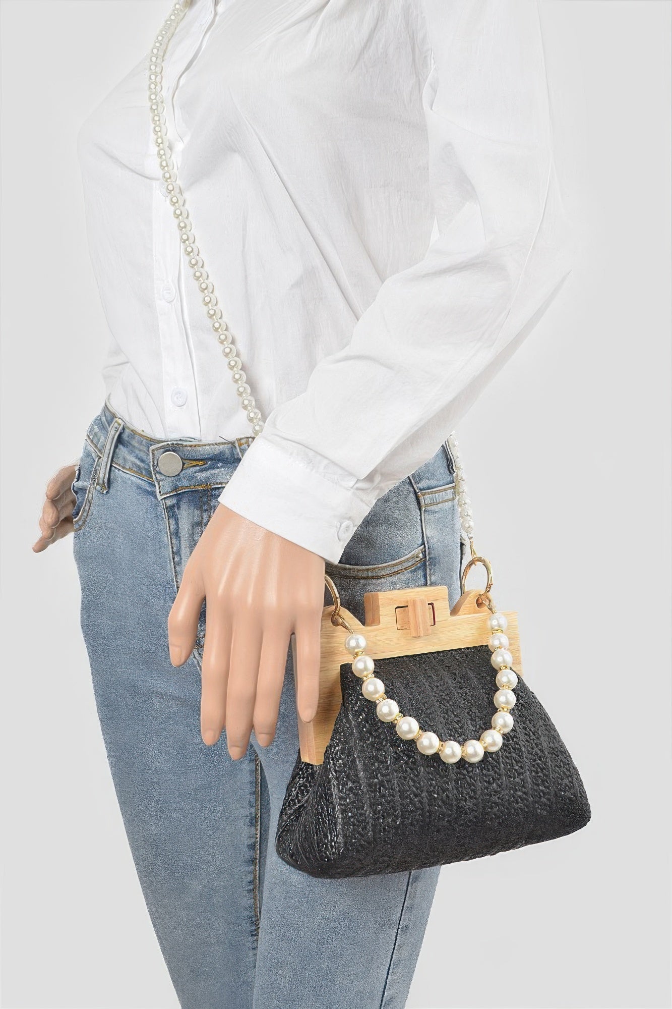 Faux Straw Wood Frame Clutch W/ Faux Pearl Chain