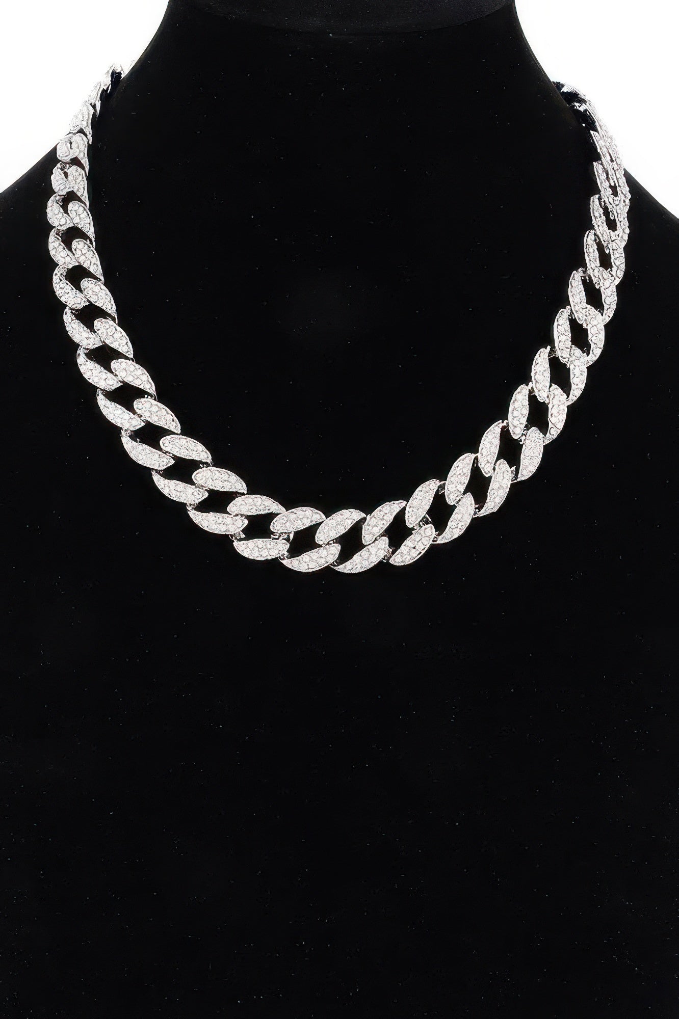 Hammered Bulk Chain Necklace