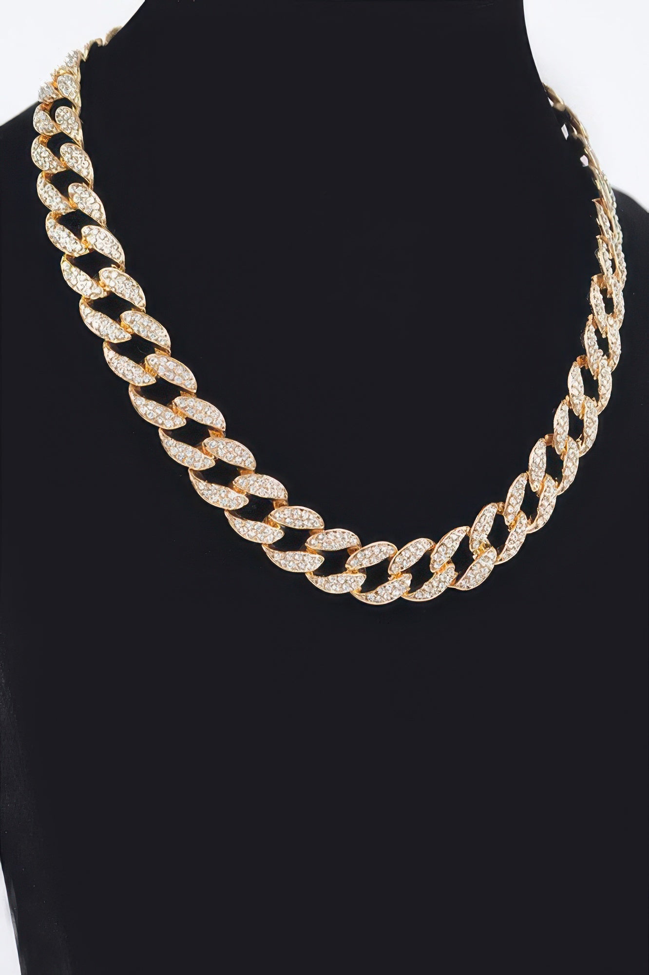 Hammered Bulk Chain Necklace