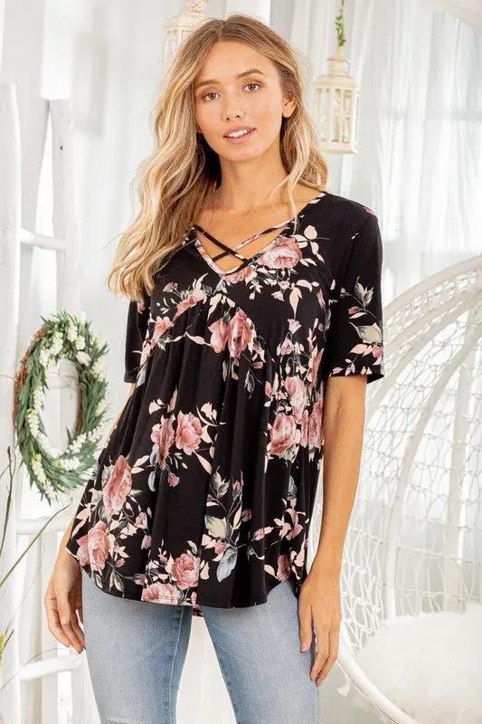 Shorts Trendsi Floral Crisscross Top Women's Plus Size Babydoll Shirt Cute & Comfy