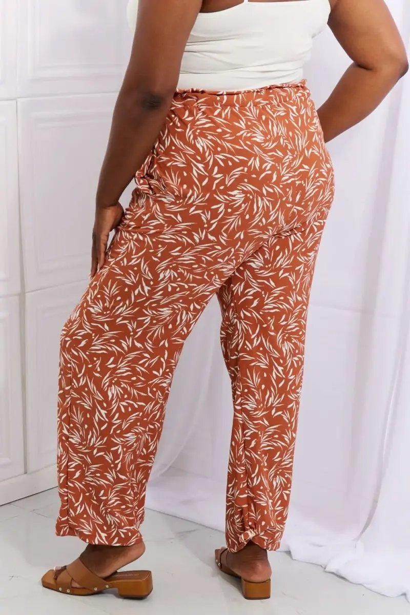 Lovesalve WS Heimish Red Orange Geometric Pants Women's Casual Trousers - Comfy & Stylish