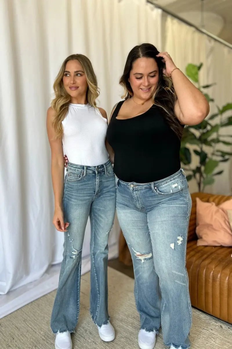 Judy Blue Flare Jeans Women's Medium Rise Tummy Control — Everyday Wear