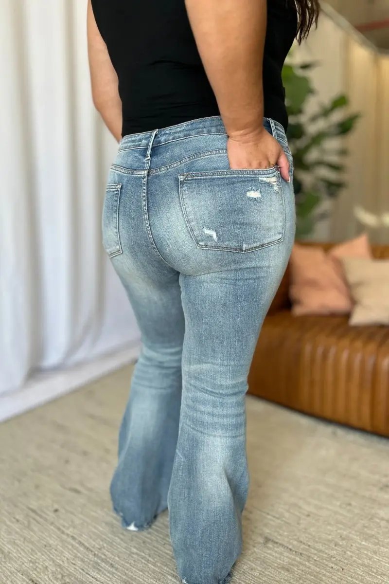 Judy Blue Flare Jeans Women's Medium Rise Tummy Control — Everyday Wear