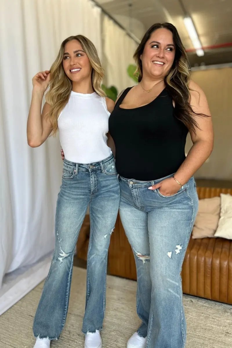 Judy Blue Flare Jeans Women's Medium Rise Tummy Control — Everyday Wear