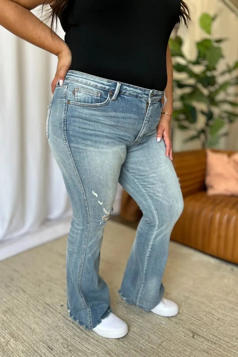 Judy Blue Flare Jeans Women's Medium Rise Tummy Control — Everyday Wear