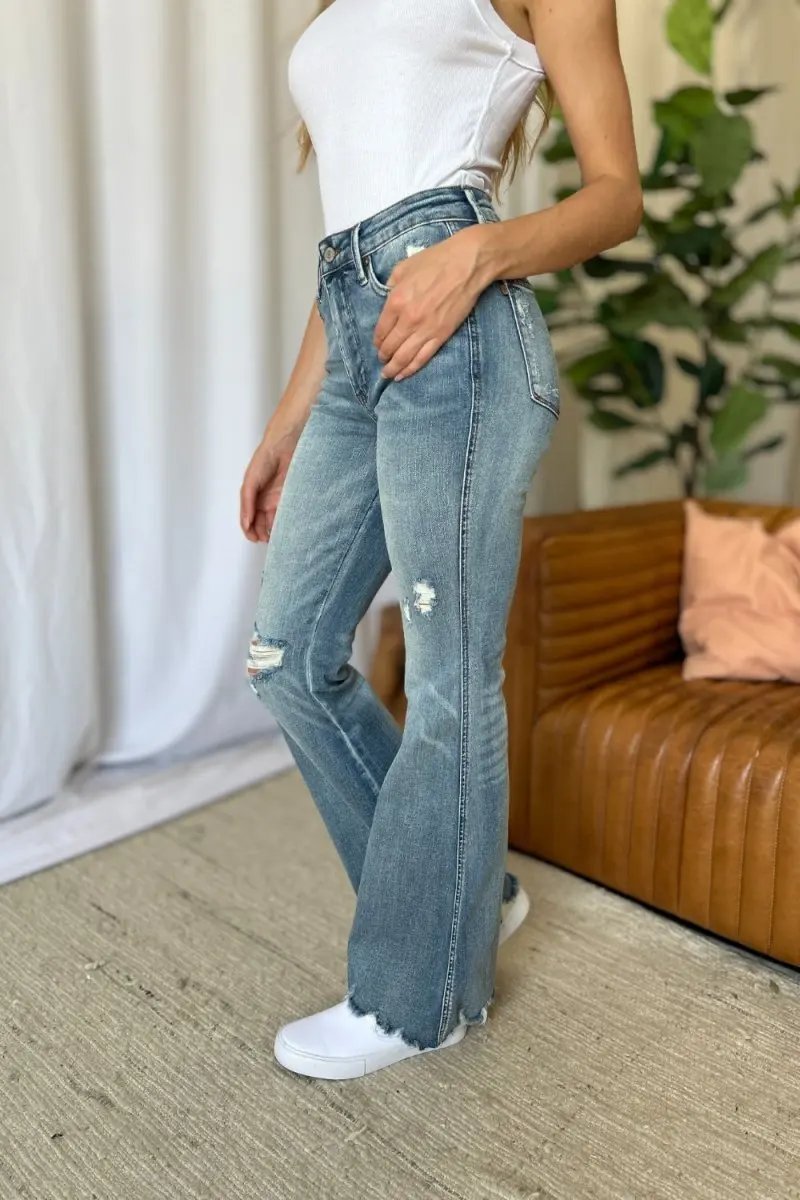 Judy Blue Flare Jeans Women's Medium Rise Tummy Control — Everyday Wear