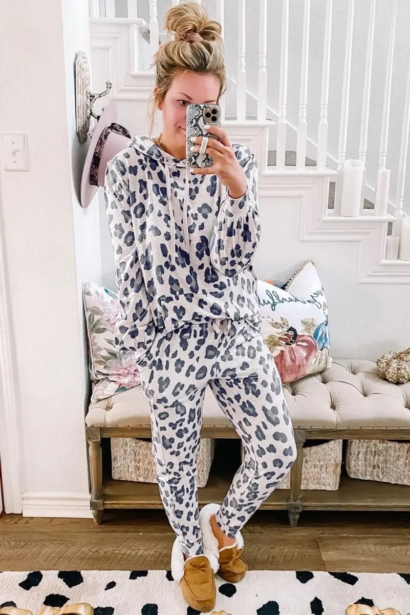 Love Salve Leopard Lounge Set Women's Hoodie & Pants