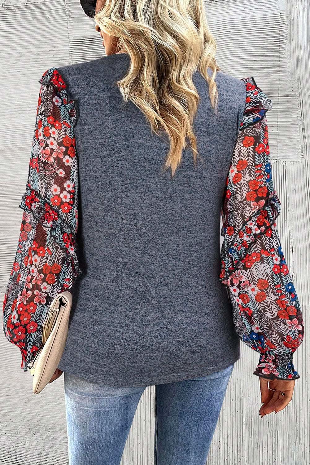Clothing & Apparel Love Salve Chic floral ruffle sleeve top