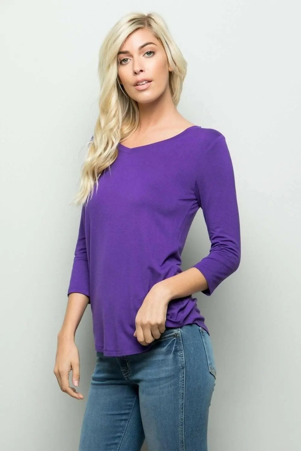 T-Shirts Love Salve Plus Size V-Neck Tee Women's Everyday Top - Comfy & Flattering