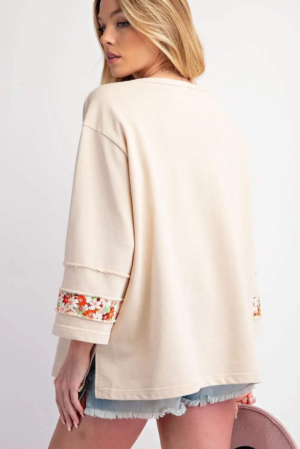 Accessories Love Salve Beige Floral Wide Sleeve Top - Graphic/Graphic