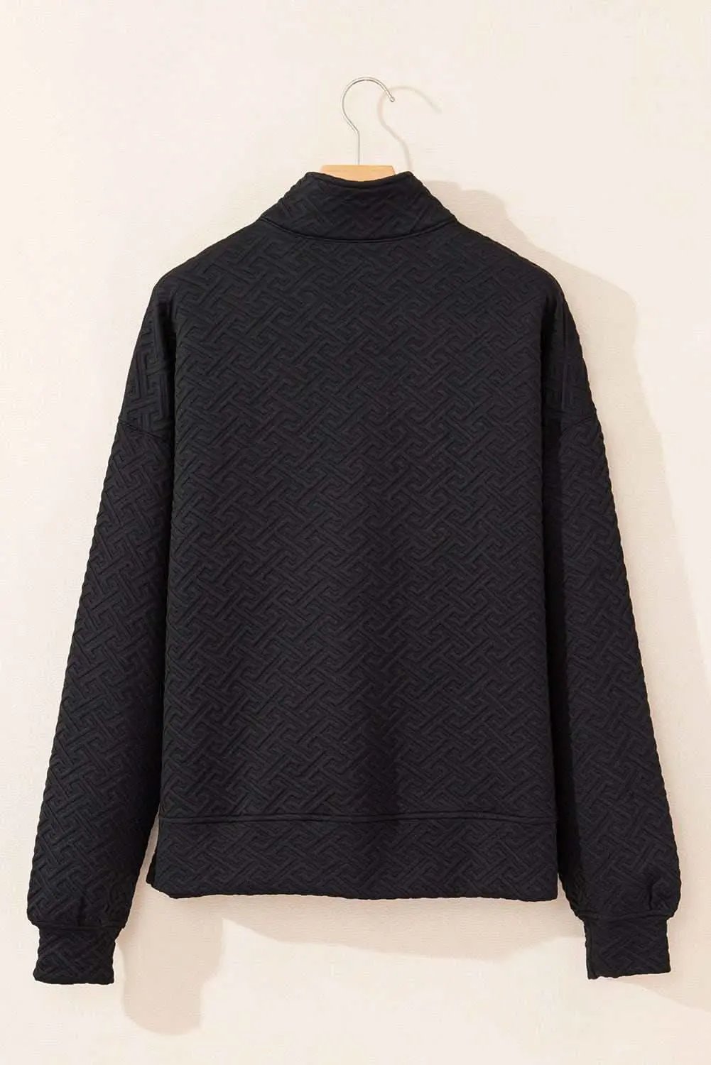 Pants Love Salve Textured black half-zip sweatshirt