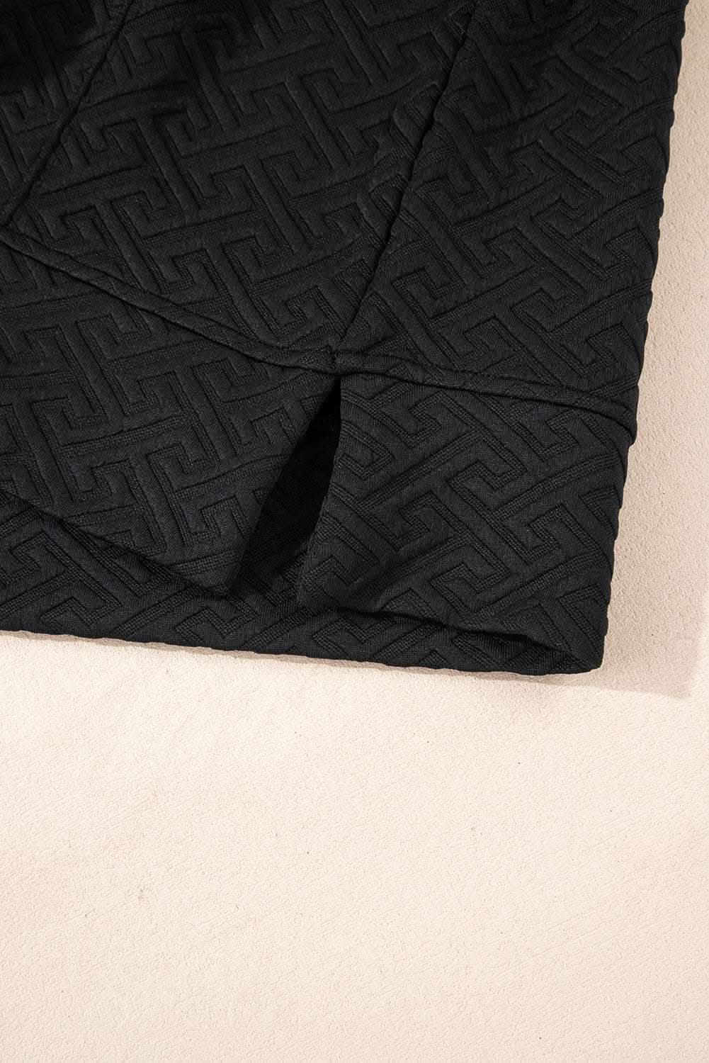 Pants Love Salve Textured black half-zip sweatshirt