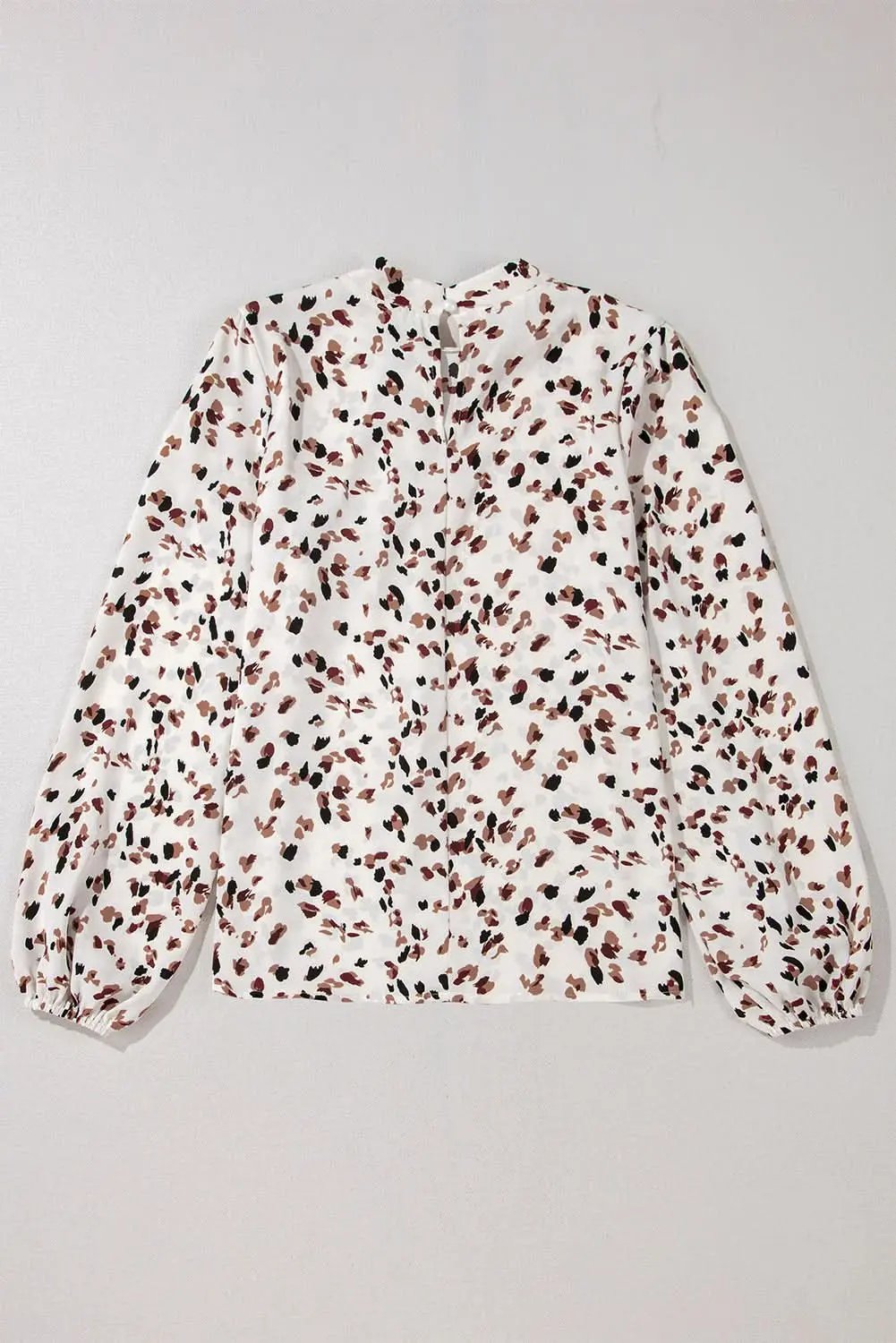 Tops/Blouses & Shirts Love Salve White Leopard Print Lantern Sleeve Mock Neck Pleat
