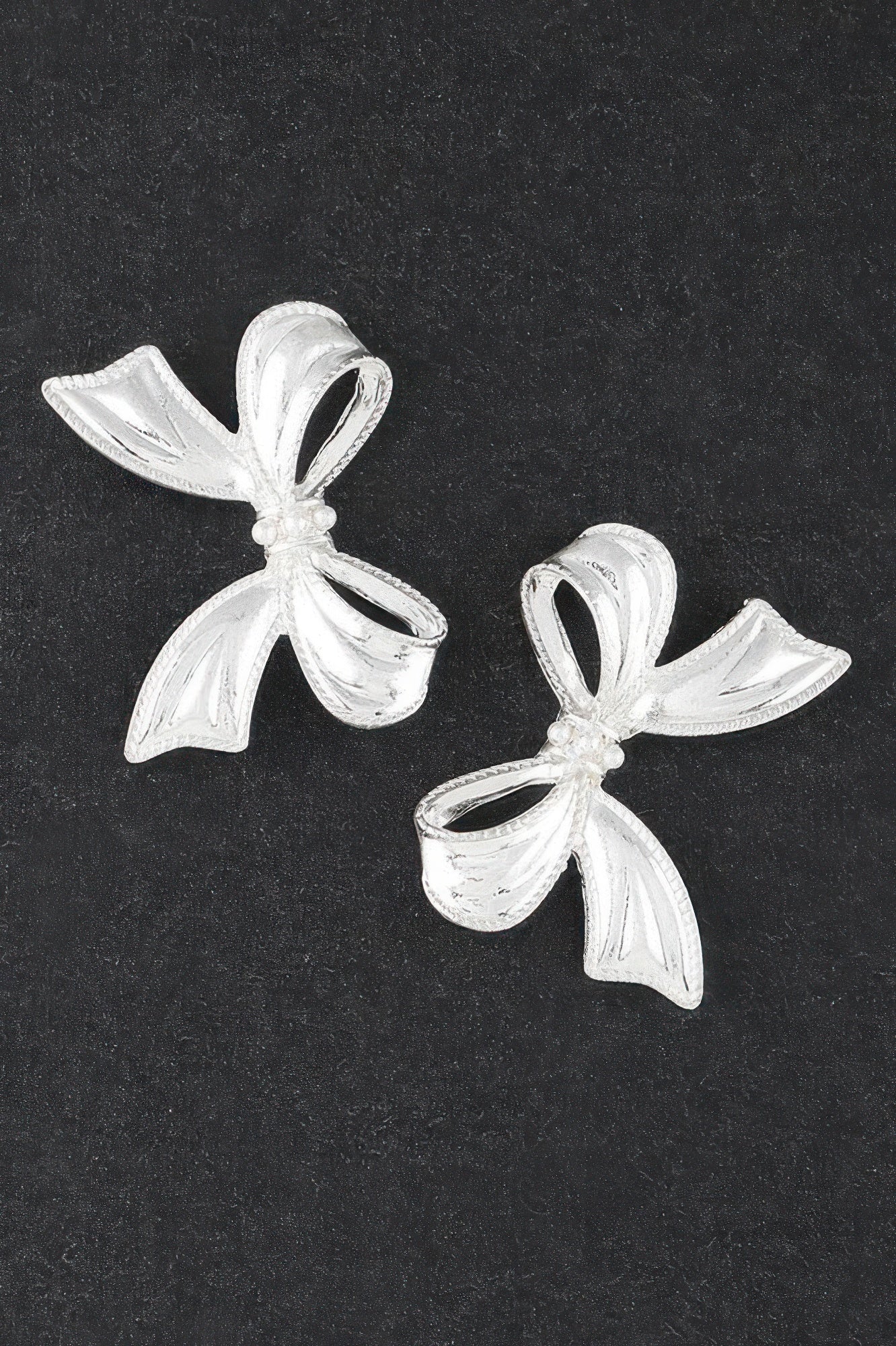 Luxury Pearl Ribbon Earrings