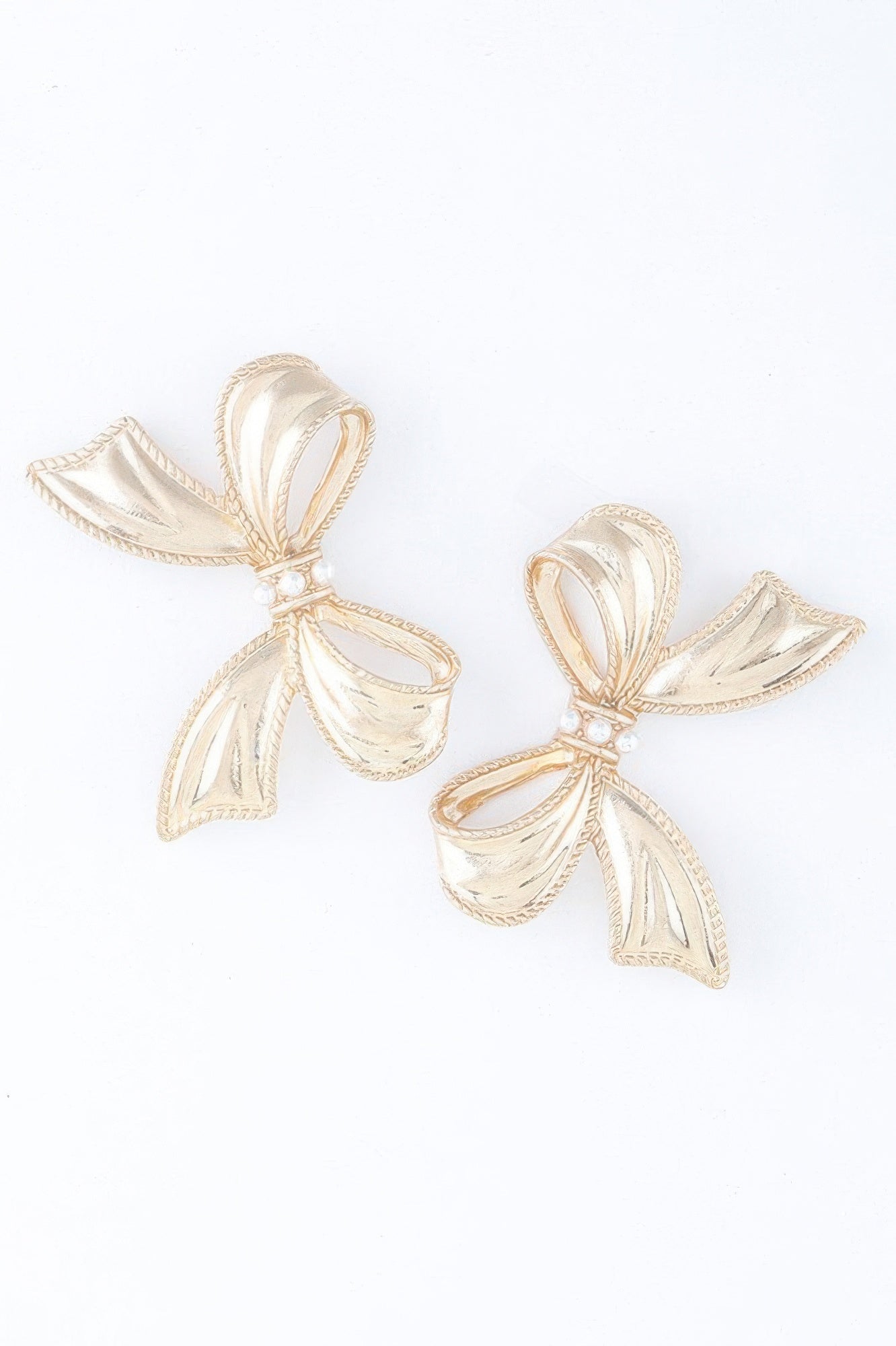 Luxury Pearl Ribbon Earrings