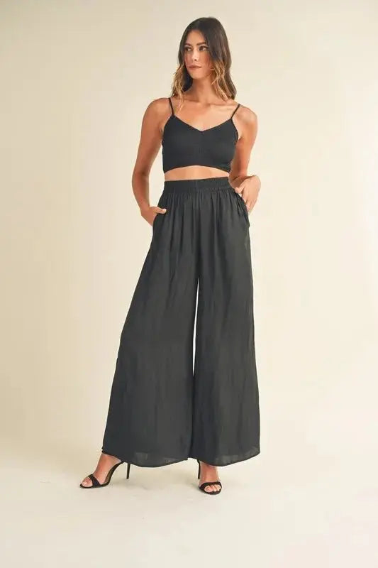 Women's Two-Piece Set - Smocked Bralette & Wide Leg - Casual