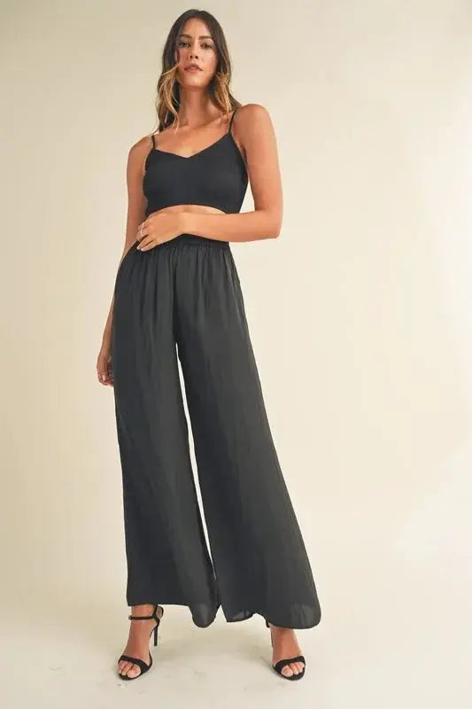 Women's Two-Piece Set - Smocked Bralette & Wide Leg - Casual