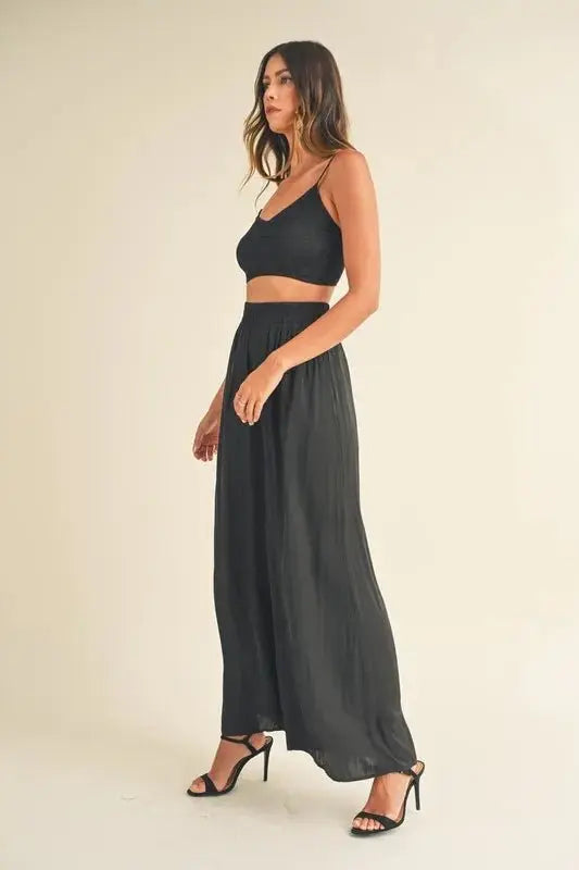 Women's Two-Piece Set - Smocked Bralette & Wide Leg - Casual