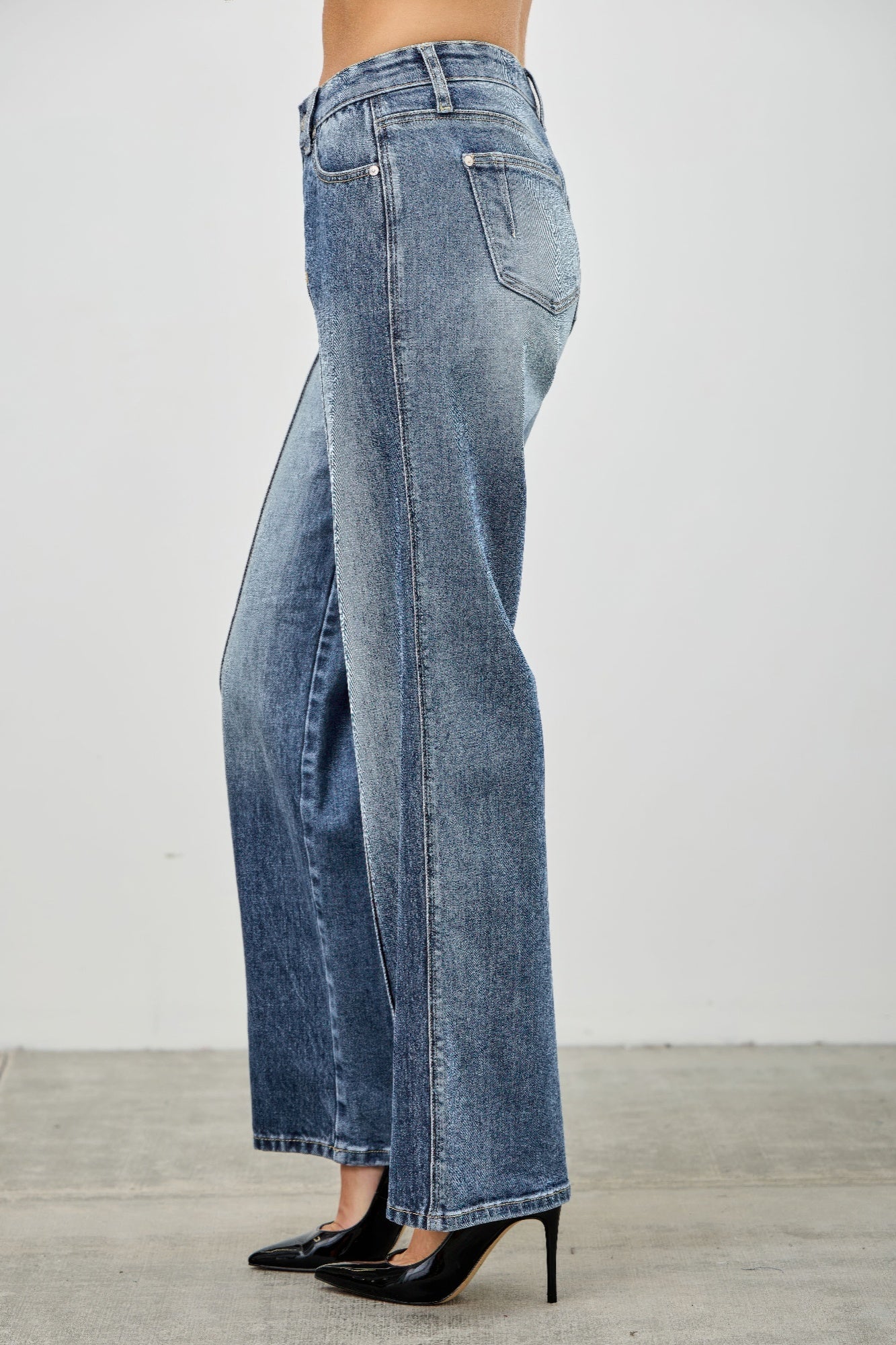 Women's Mid Rise Straight Leg Pintuck Denim Jean Pants